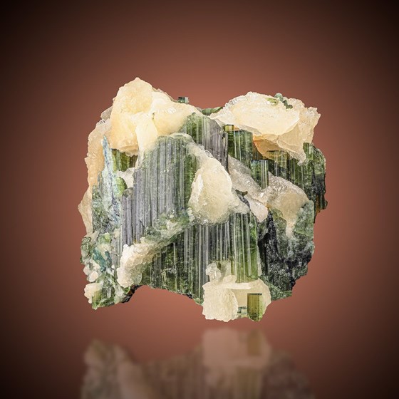 Elbaite-Virgem da Lapa | Jequitinhonha Valley | Minas Gerais | Brazil